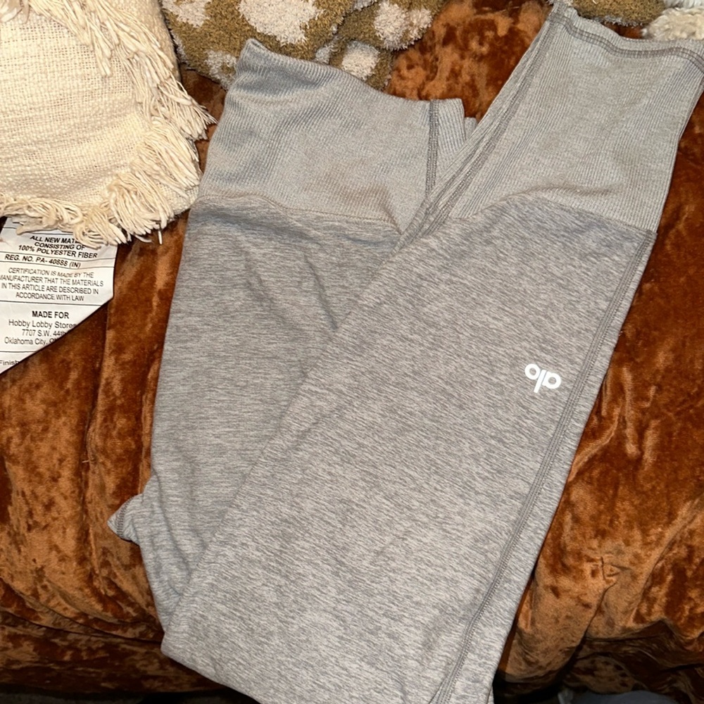 Alo Yoga Leggings